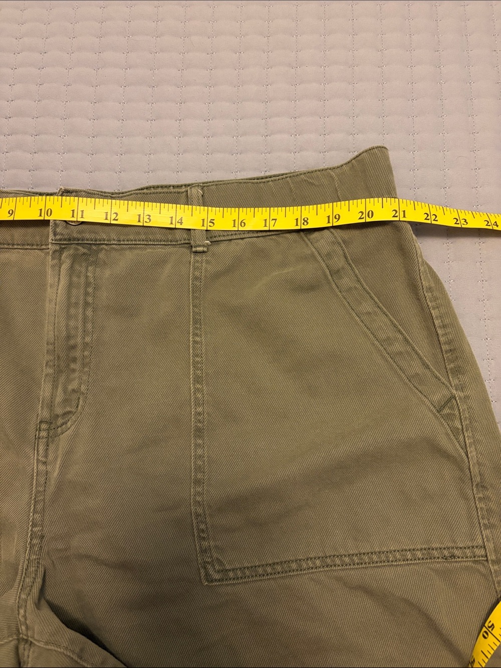 GAP Shorts - Picture 3 of 7